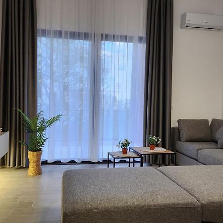 Solar Rooms And Apartments Himare Exterior foto