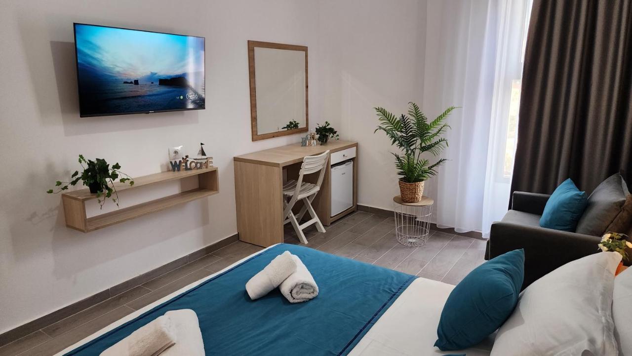 Solar Rooms And Apartments Himare Exterior foto