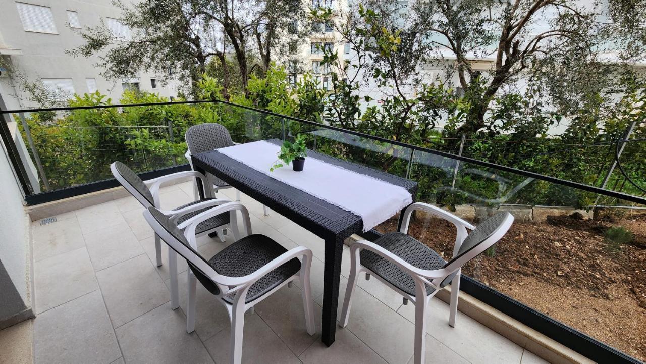Solar Rooms And Apartments Himare Exterior foto
