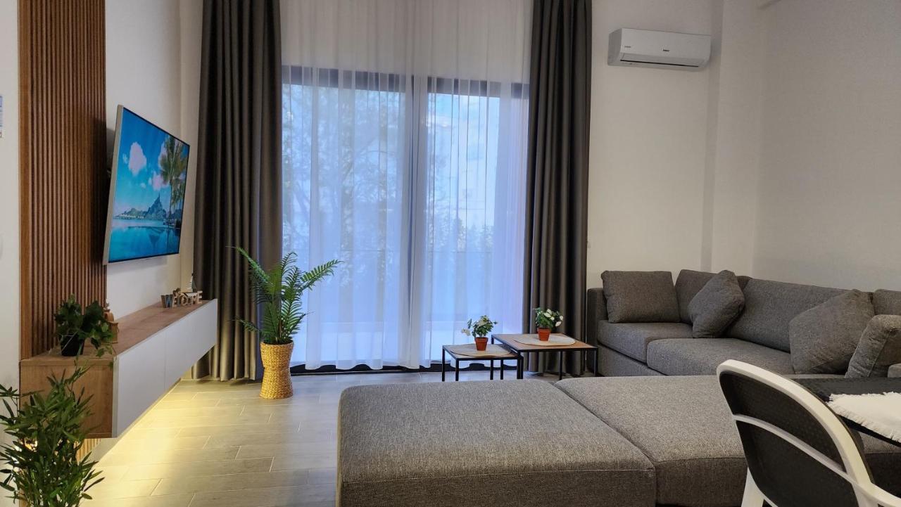 Solar Rooms And Apartments Himare Exterior foto