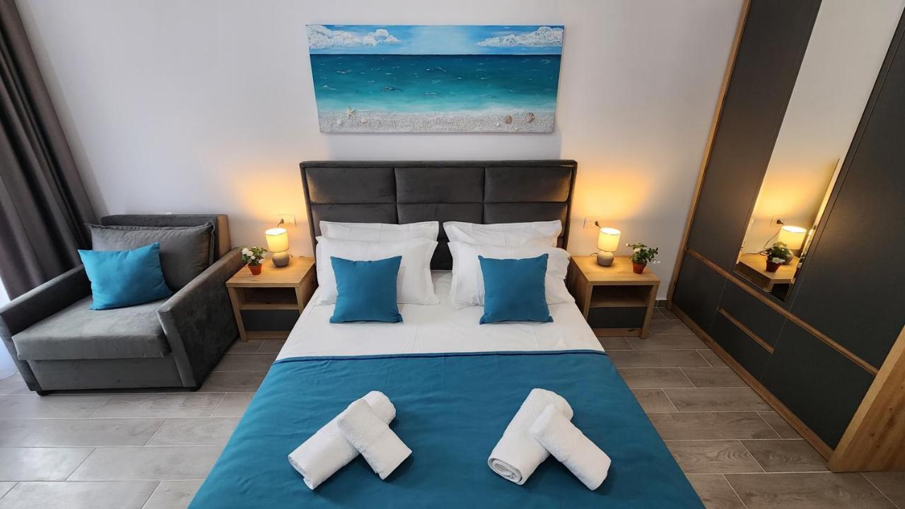 Solar Rooms And Apartments Himare Exterior foto