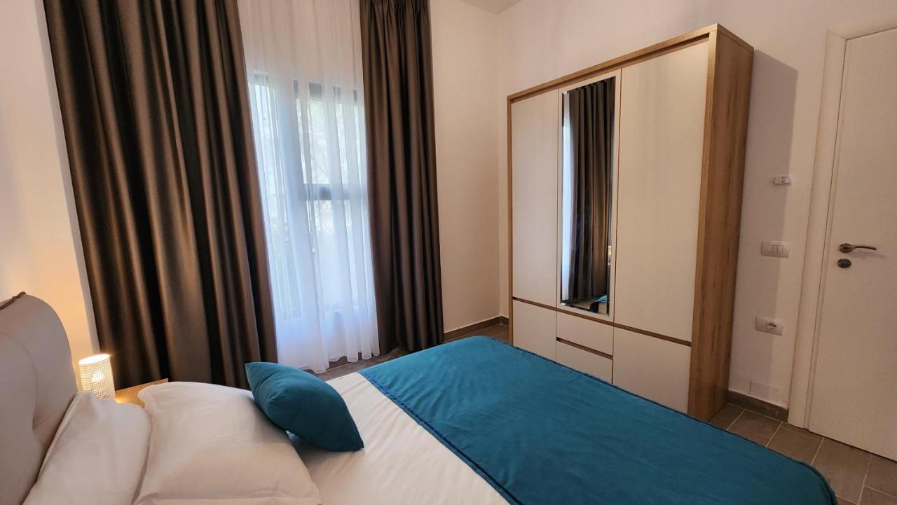 Solar Rooms And Apartments Himare Exterior foto